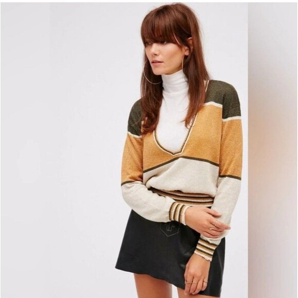 Free People Womens Medium Metallic Deep V Neck Sweater Gold Dust Pullover Top - Picture 1 of 14